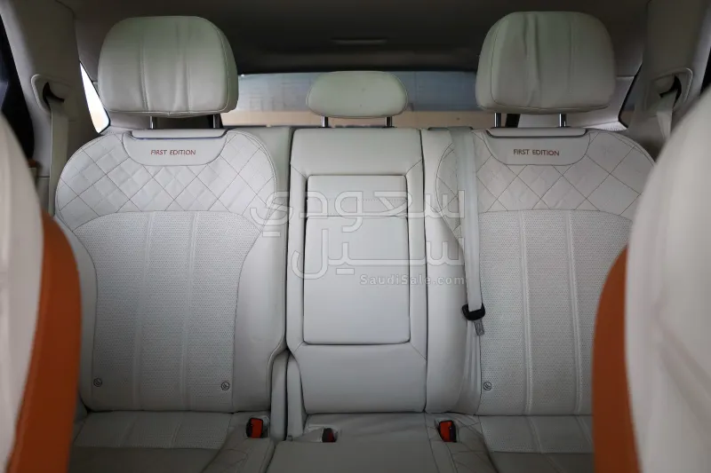 2017 بنتلي بنتايجا اس يو في