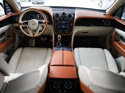 2017 بنتلي بنتايجا اس يو في