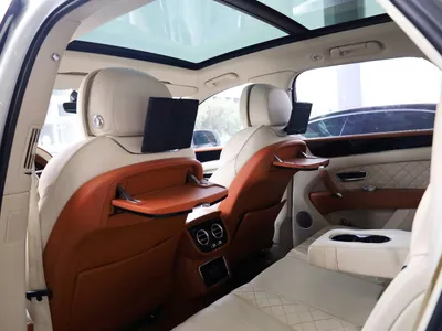 2017 بنتلي بنتايجا اس يو في