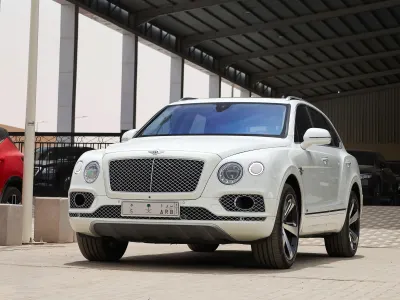 2017 بنتلي بنتايجا اس يو في