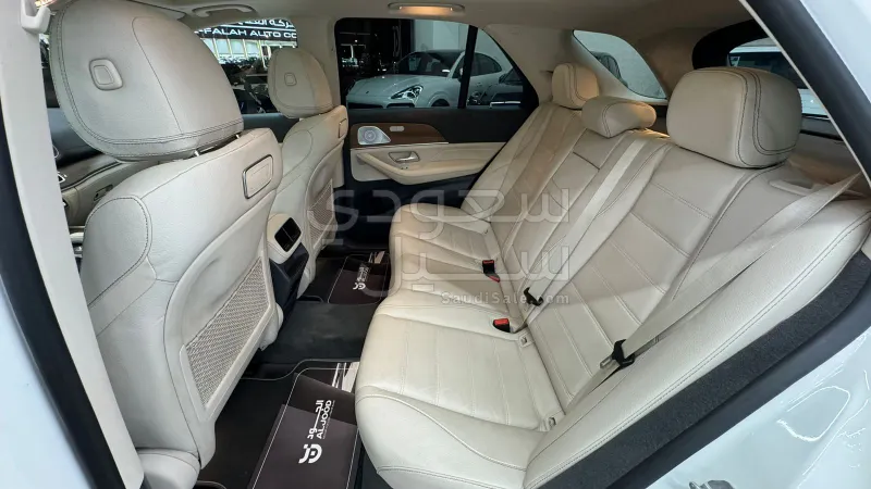 2022 مرسيدس - بنز جي إل إي 350