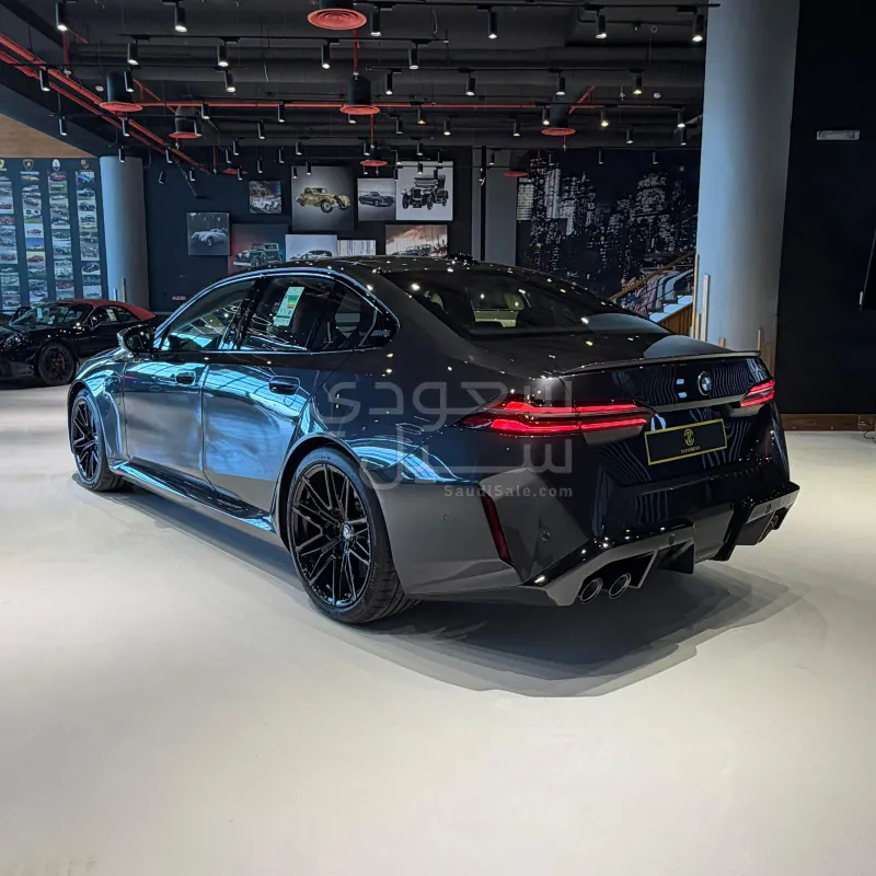 2026 بي ام دبليو الفئة ام إم 5