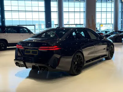 2026 بي ام دبليو الفئة ام إم 5