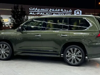 2021 لكزس إل إكس 570