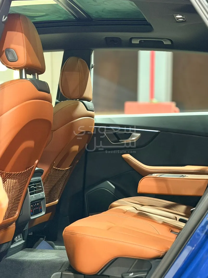 2025 اودي كيو 8