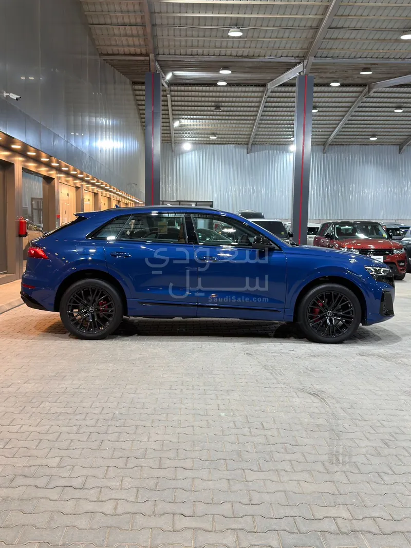 2025 اودي كيو 8