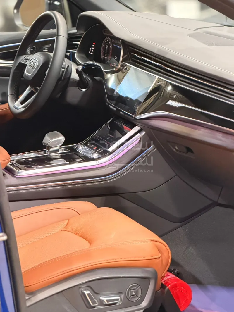 2025 اودي كيو 8