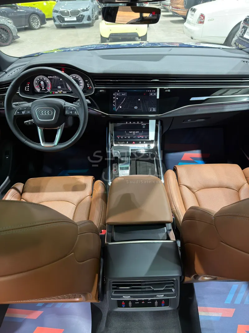 2025 اودي كيو 8