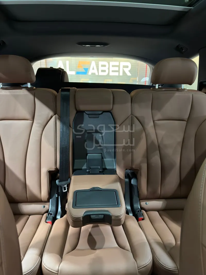 2025 اودي كيو 7