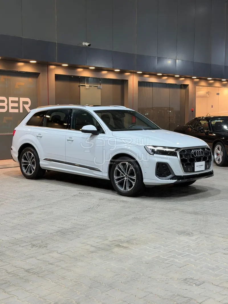 2025 اودي كيو 7