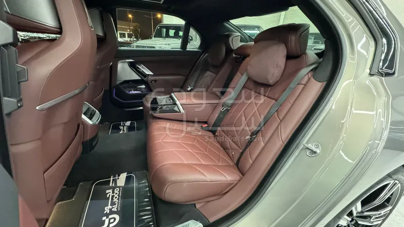 2023 بي ام دبليو الفئة السابعة 740أي