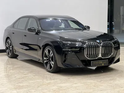 2026 بي ام دبليو الفئة السابعة 735أي