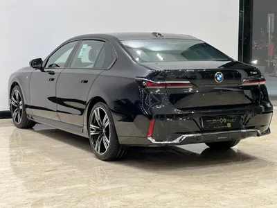 2026 بي ام دبليو الفئة السابعة 735أي