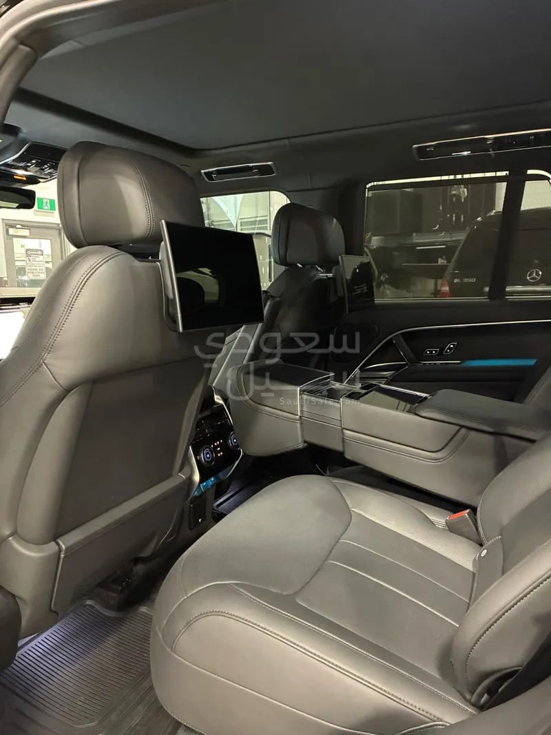 2023 لاند روفر رينج روفر اوتوبيوغرافي