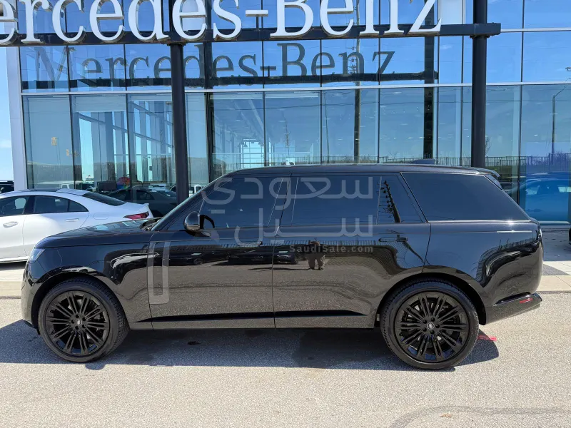 2024 لاند روفر رينج روفر فوج