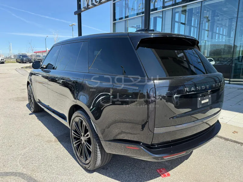 2024 لاند روفر رينج روفر فوج