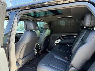 2024 لاند روفر رينج روفر فوج