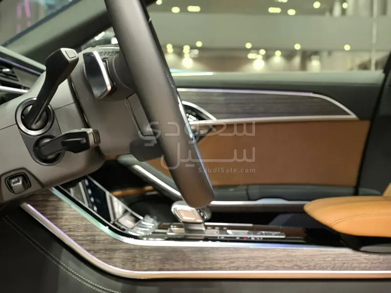 2025 اودي اي 8