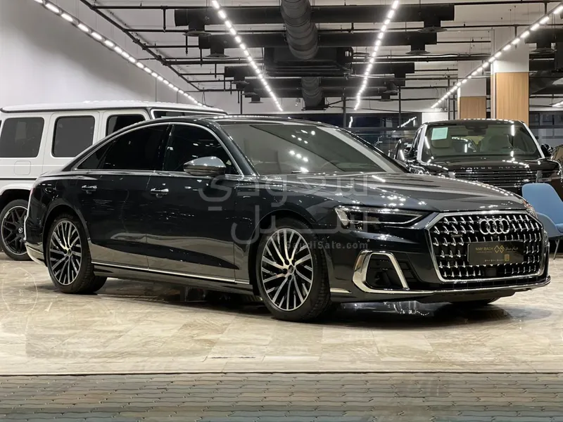 2025 اودي اي 8