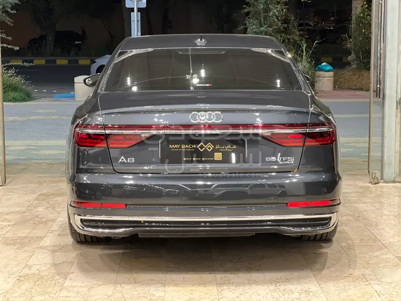 2025 اودي اي 8