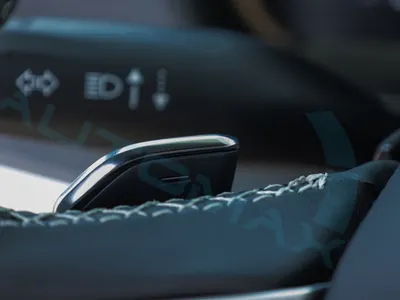 2025 جييب جراند شيروكي ليمتد بلس