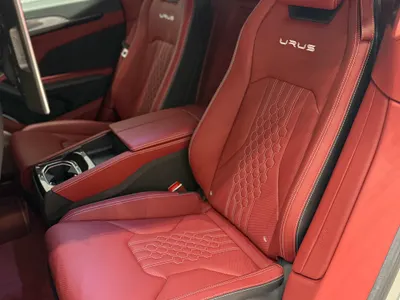 2024 لمبرجيني اوروس بيرفورمانتي