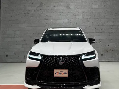 2025 لكزس إل إكس 600