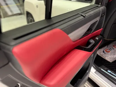 2025 لكزس إل إكس 600