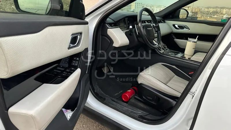 2018 لاند روفر رينج روفر فيلار فيلار