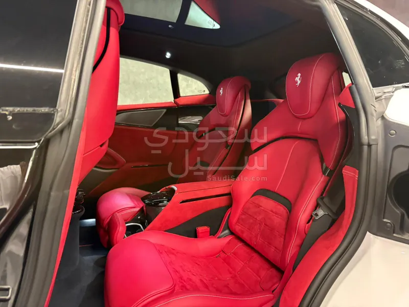 2026 Ferrari Purosangue