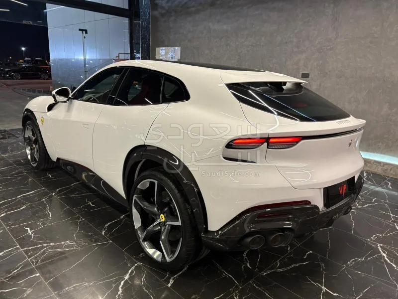 2026 Ferrari Purosangue