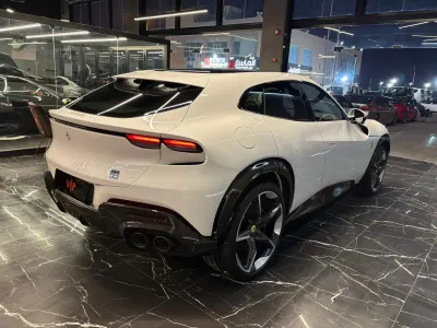 2026 Ferrari Purosangue