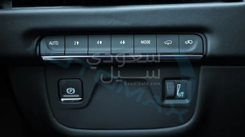 2025 Cadillac Escalade Platinum