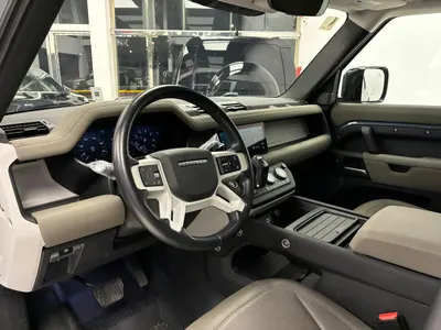 2021 لاند روفر ديفيندر 110