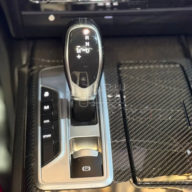 2015 Maserati Ghibli Q4