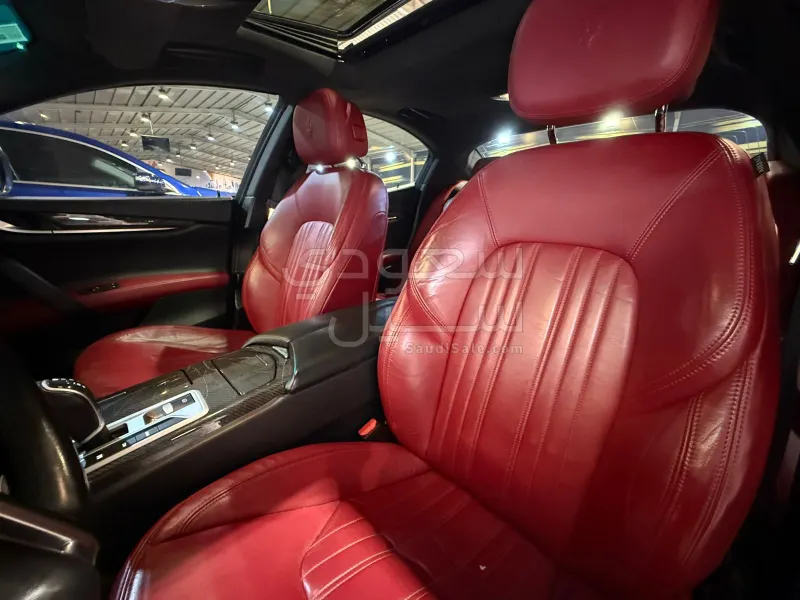 2015 Maserati Ghibli Q4