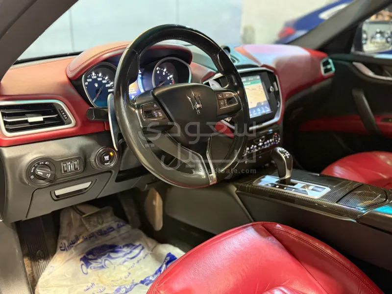 2015 Maserati Ghibli Q4