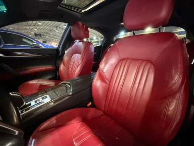 2015 Maserati Ghibli Q4