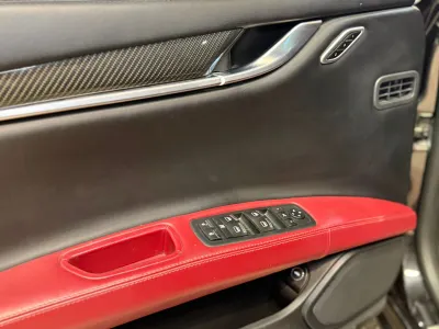 2015 Maserati Ghibli Q4