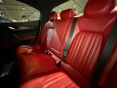 2015 Maserati Ghibli Q4