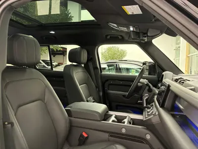 2020 لاند روفر ديفيندر 110