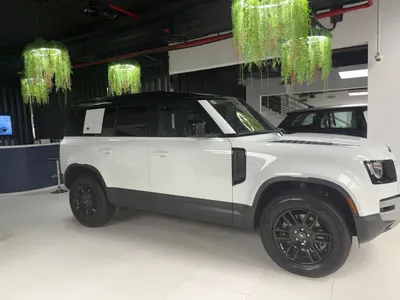 2020 لاند روفر ديفيندر 110