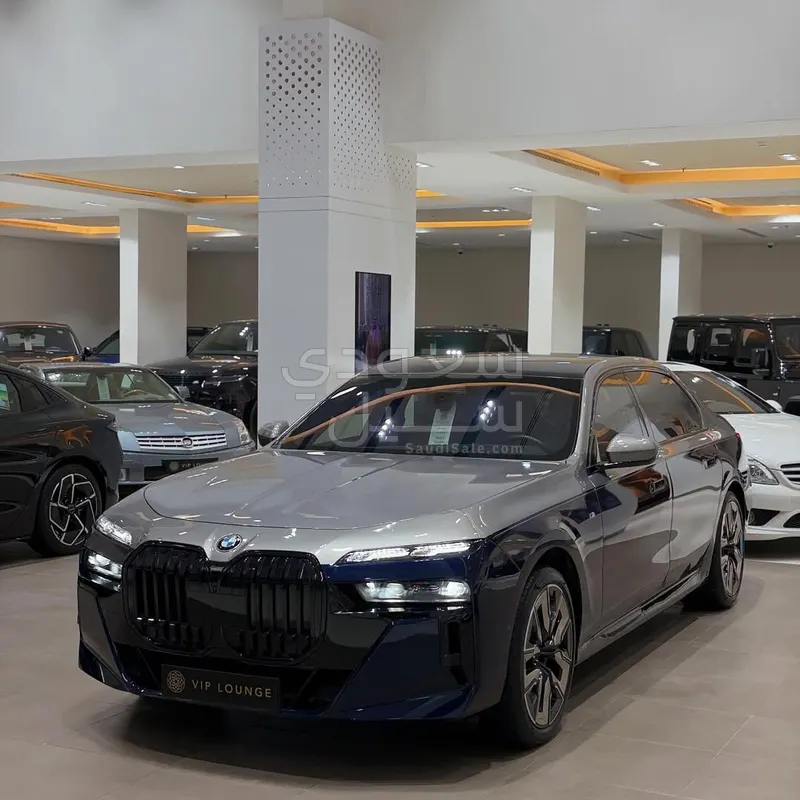 2023 بي ام دبليو الفئة السابعة 760أي