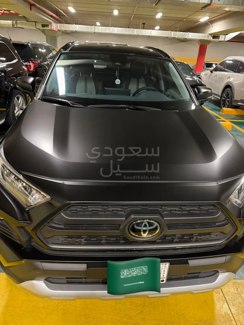 2024 تويوتا راف 4