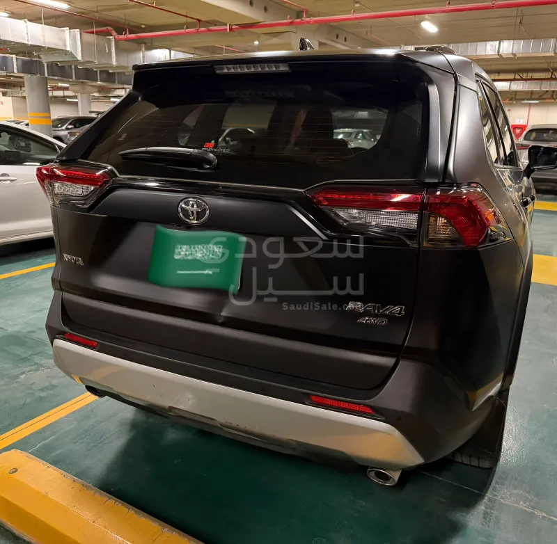 2024 تويوتا راف 4