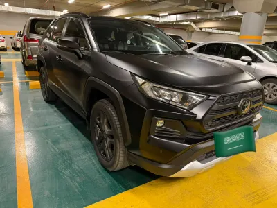 2024 تويوتا راف 4