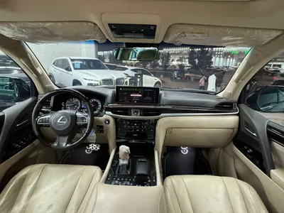 2021 لكزس إل إكس 570