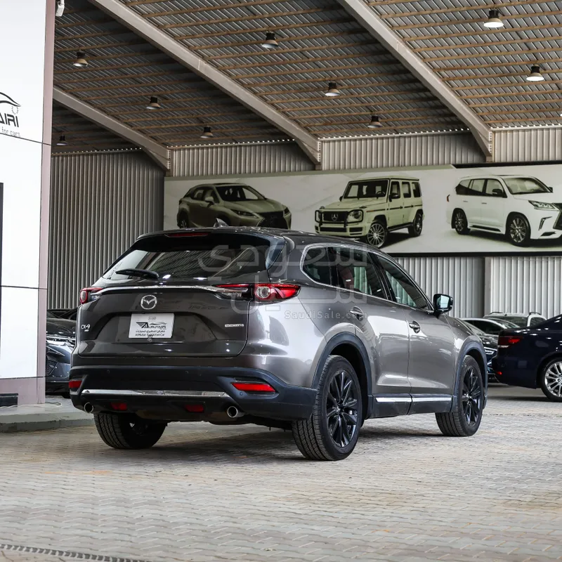 2021 مازدا سي اكس 9