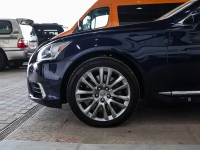 2013 لكزس إل إس 460 إل