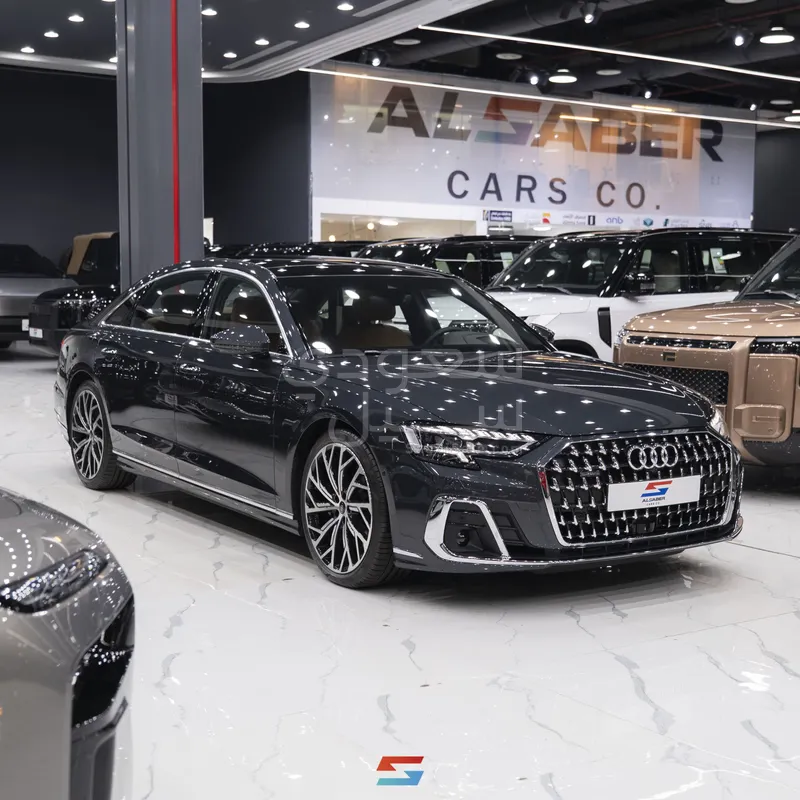 2026 اودي اي 8 ال 55تي اف اس أي